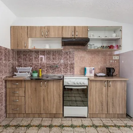 Apartment Stunning In Krk With Wifi